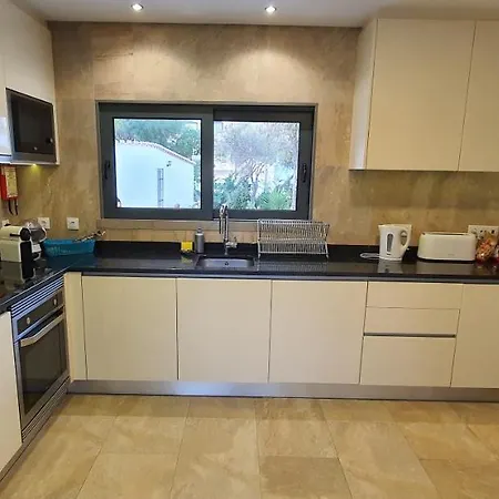 Margarida By Laranjal