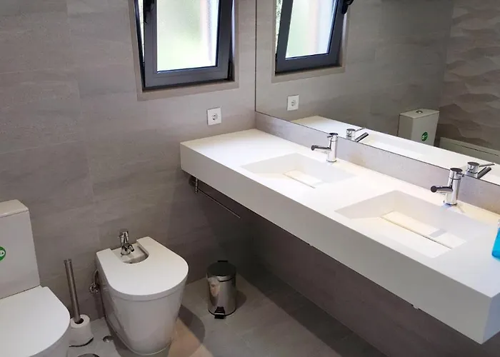 Margarida By Laranjal * 알부페이라