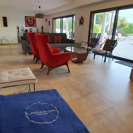 Margarida By Laranjal